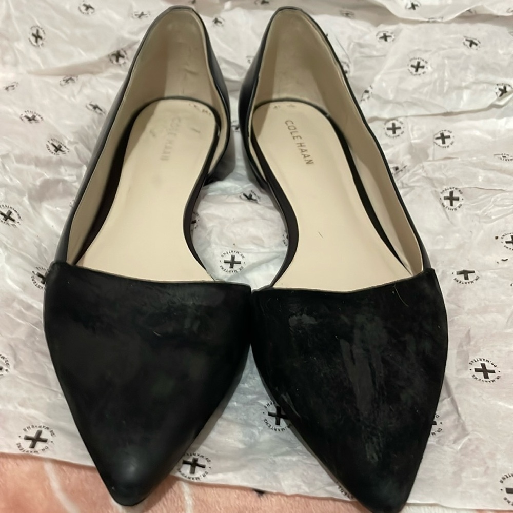 Beautiful Cole Haan flats in leather and suede, size 7 GUC